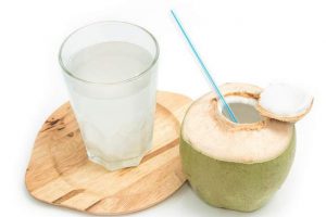 Nước dừa tốt cho bệnh dạ dày